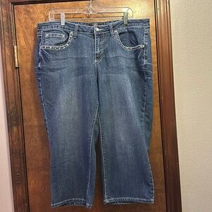 Cato Denim Capris with Bling pockets 16w